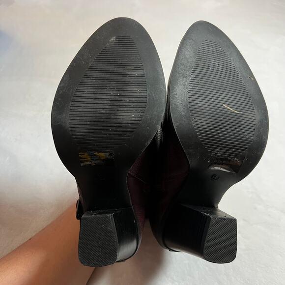 Wild Diva Dominic Buckle Heel Booties Size 8 Western Trendy Colorful Bohemian - Picture 8 of 9